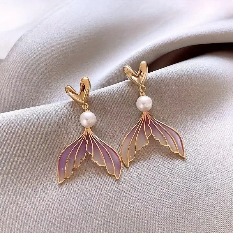 Classic Pearl Earring with Timeless Appeal