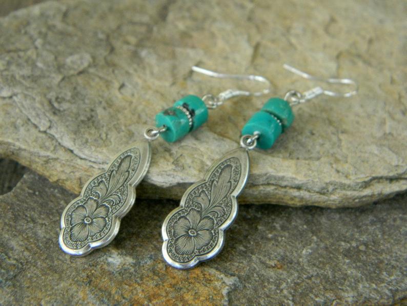 Romantic Earring for Special Moments