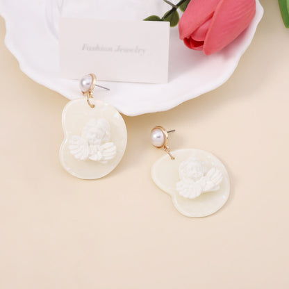Delicate Artisan Pearl Earring