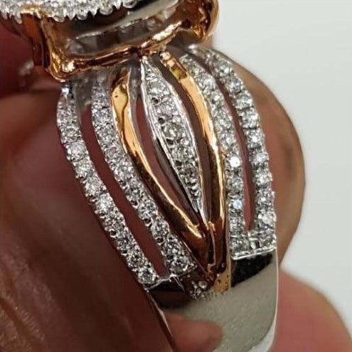 Romantic Gold Ring for Special Moments