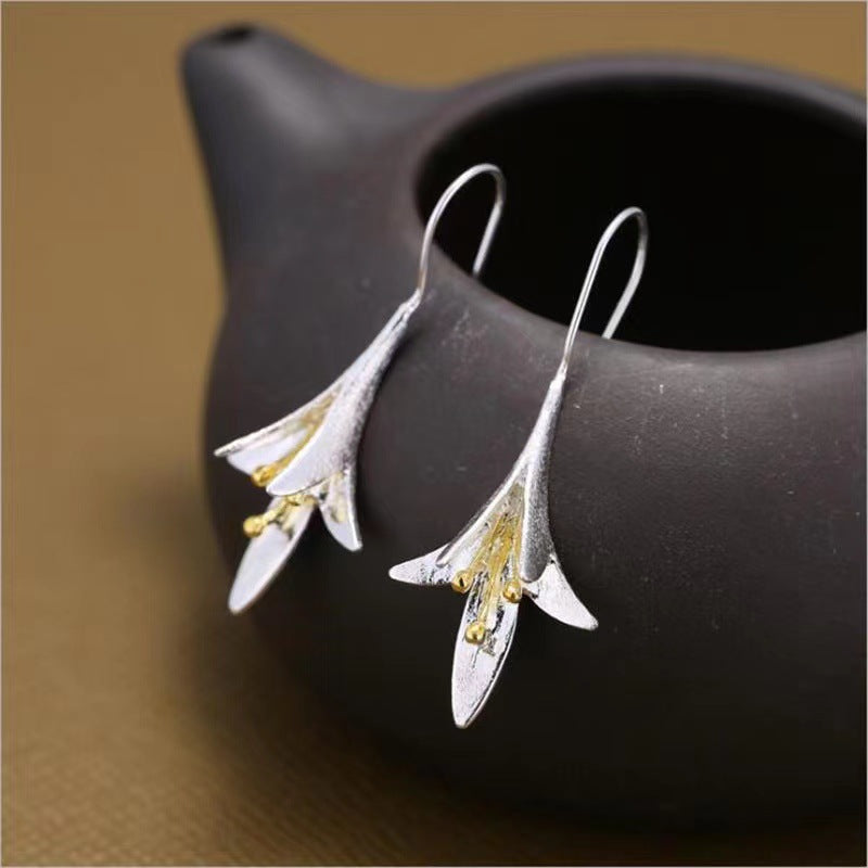 Classic Earring with Timeless Appeal