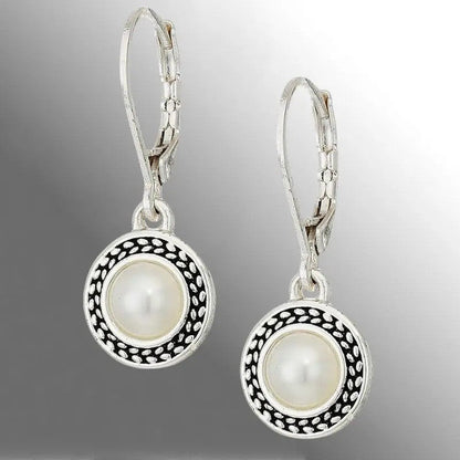 Elegant Pearl Earring for Every Occasion