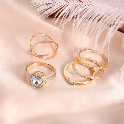 Beautiful Gold Set with Unique Style