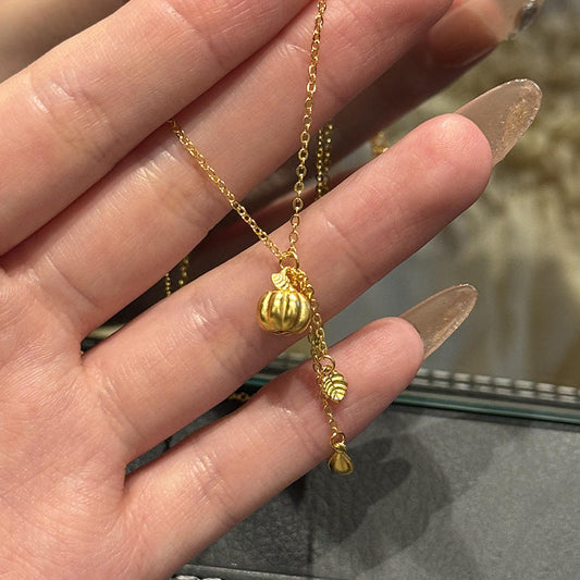 Charming Gold Necklace for Any Occasion