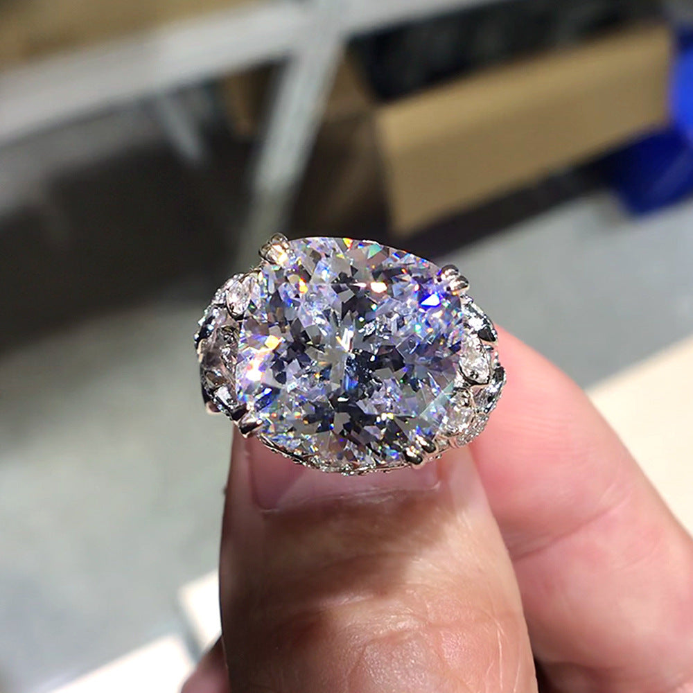 Beautiful Ring with Unique Style