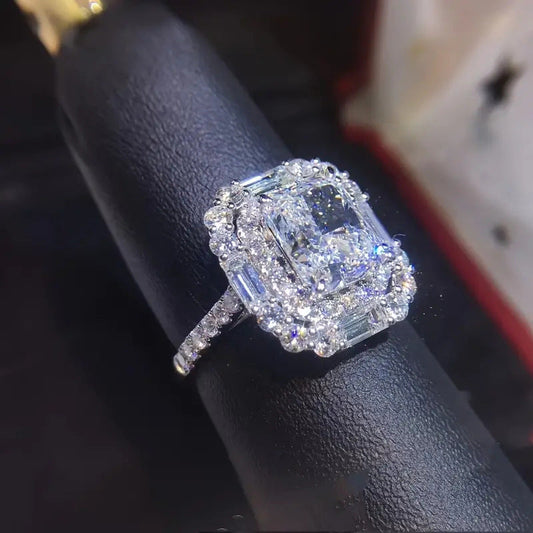 Elegant Ring for Every Occasion