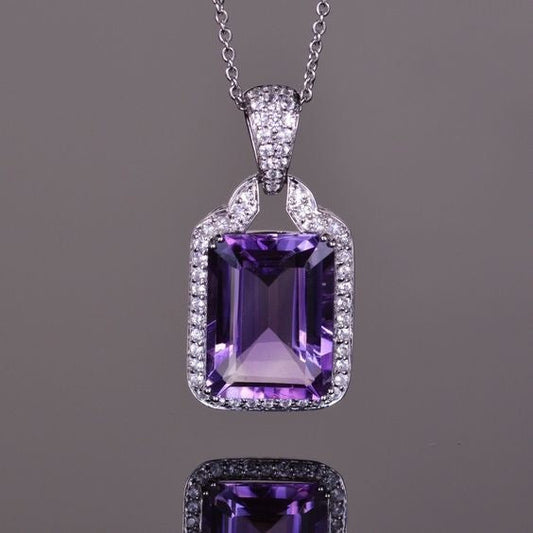 Charming Necklace for Any Occasion