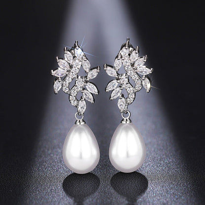 Beautiful Pearl Earring with Unique Style