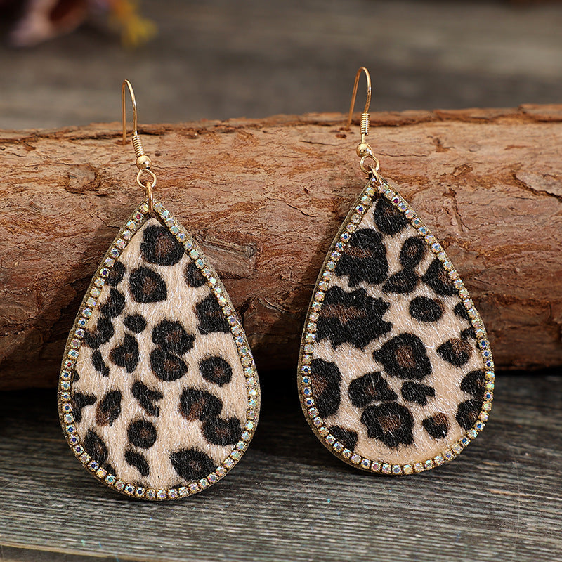 Charming Earring for Any Occasion