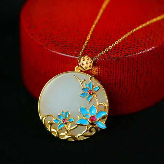 Stunning Silver Necklace for Daily Wear