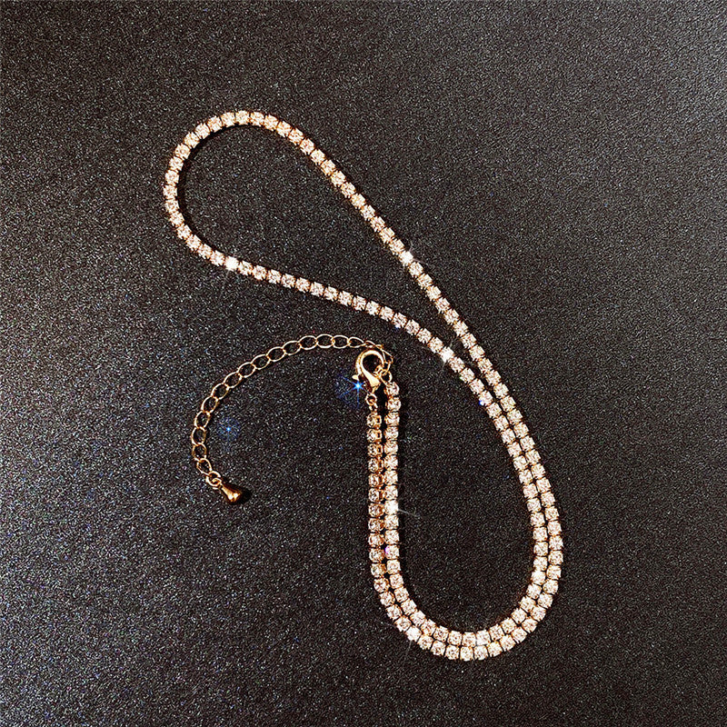 Beautiful Gold Necklace with Unique Style