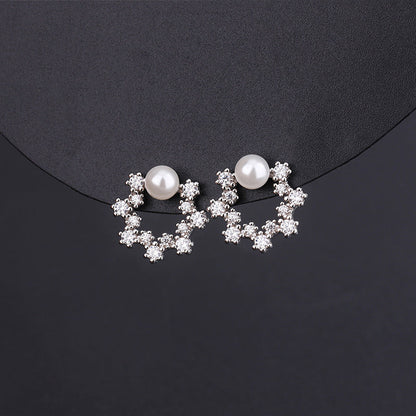 Stunning Pearl Earring for Daily Wear