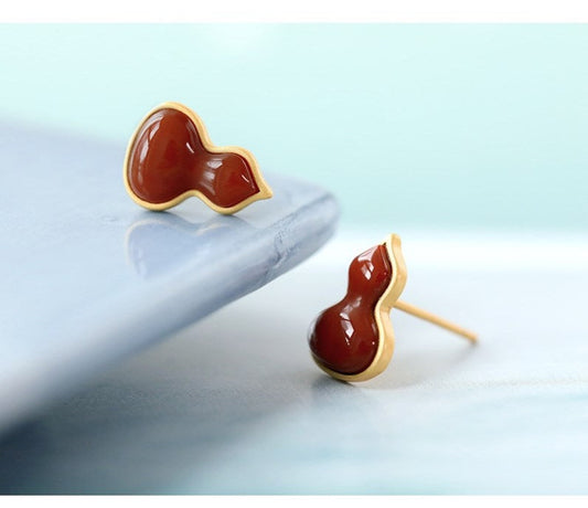 Romantic Silver Earring for Special Moments