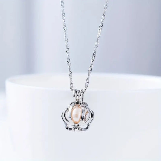 Charming Pearl Necklace for Any Occasion