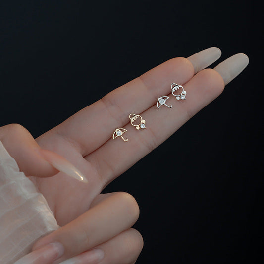 Charming Earring for Any Occasion