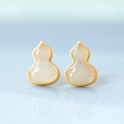 Romantic Silver Earring for Special Moments