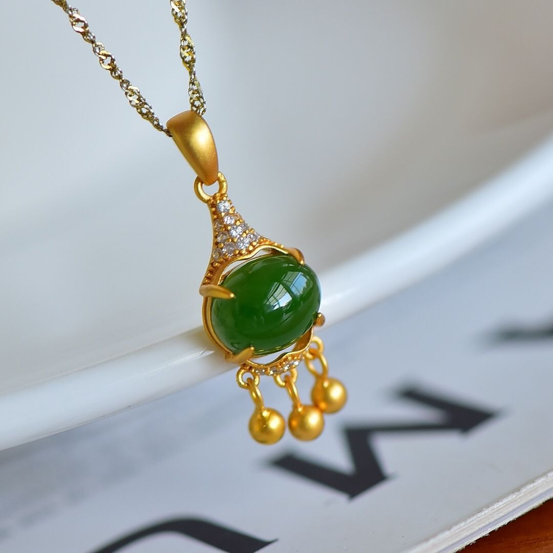 Stunning Gold Bracelet for Daily Wear