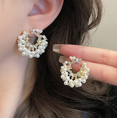 Romantic Pearl Earring for Special Moments
