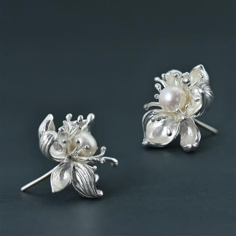 Vintage Handmade Silver Earring