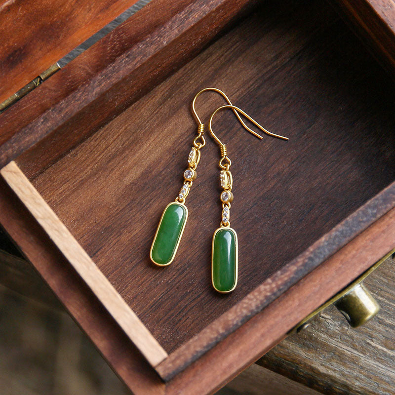 Elegant Silver Earring for Every Occasion