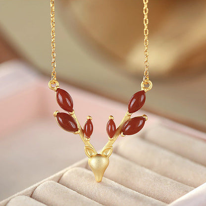 Romantic Silver Necklace for Special Moments