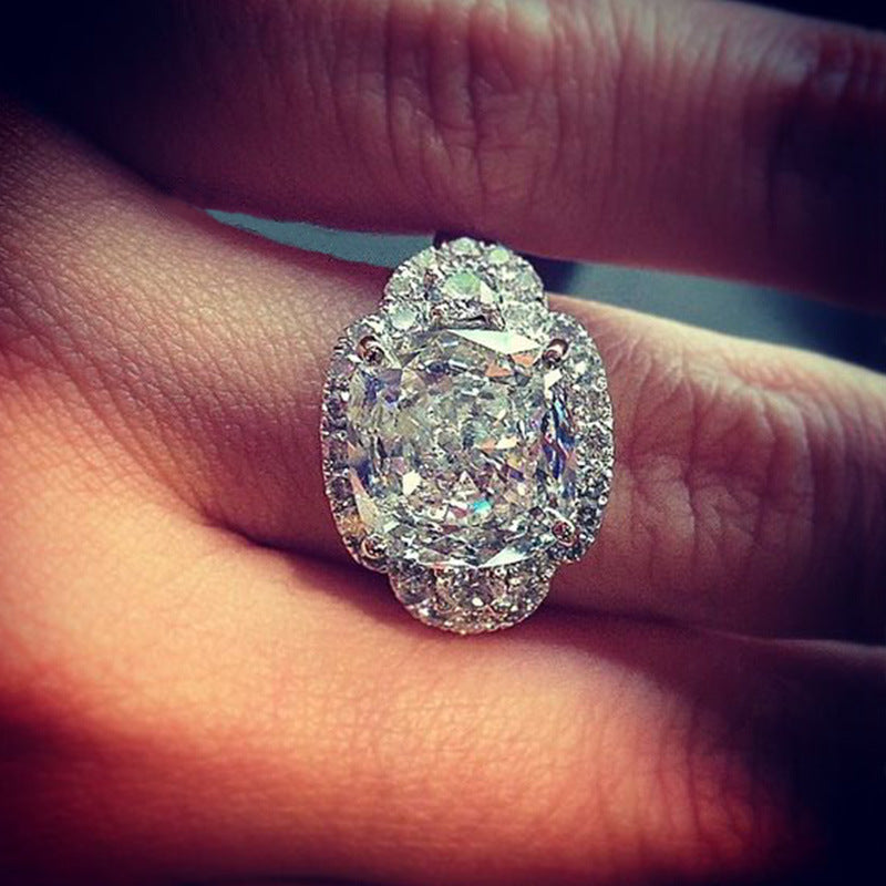 Beautiful Ring with Unique Style