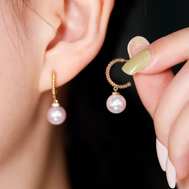 Classic Pearl Earring with Timeless Appeal