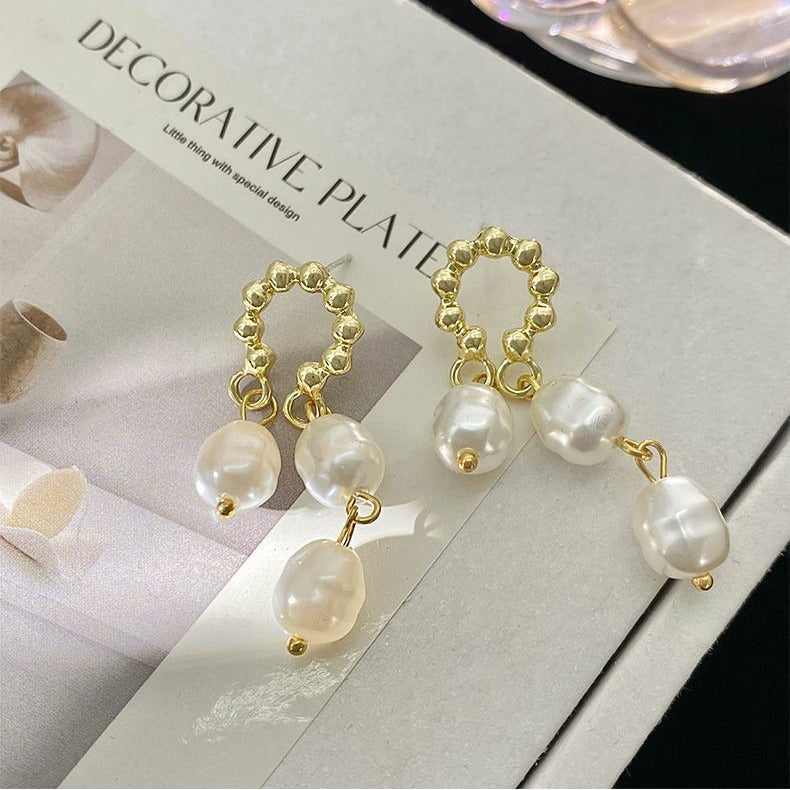 Stunning Pearl Earring for Daily Wear