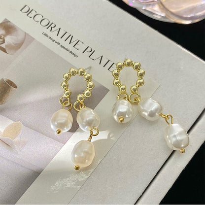 Stunning Pearl Earring for Daily Wear