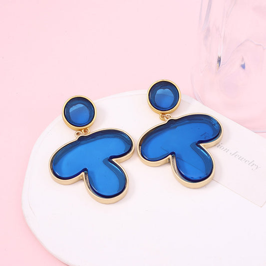 Classic Earring with Timeless Appeal