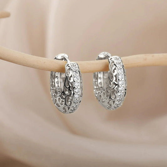 Charming Earring for Any Occasion