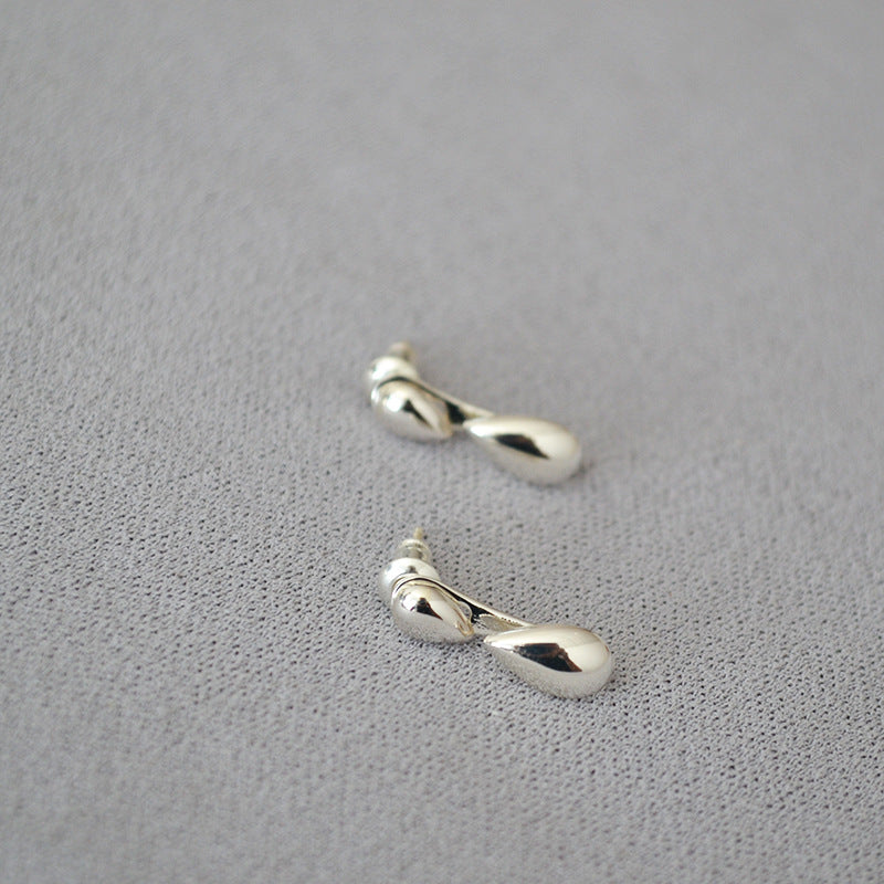 Beautiful Gold Earring with Unique Style