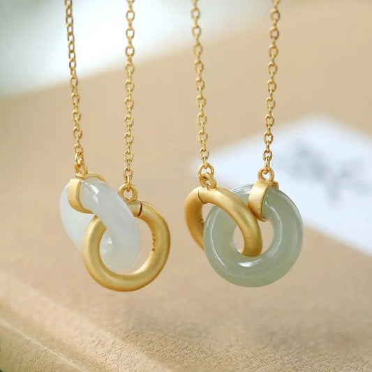 Charming Gold Necklace for Any Occasion