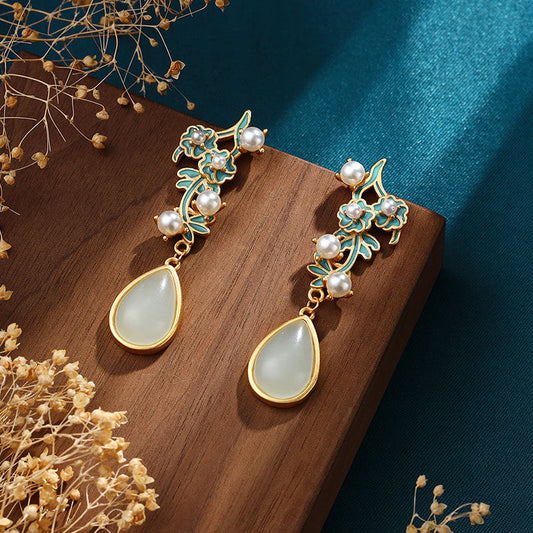 Elegant Gold Earring for Every Occasion