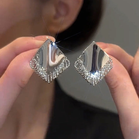 Classic Silver Earring with Timeless Appeal