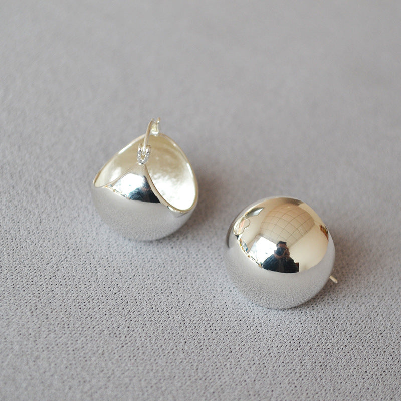 Stunning Gold Earring for Daily Wear