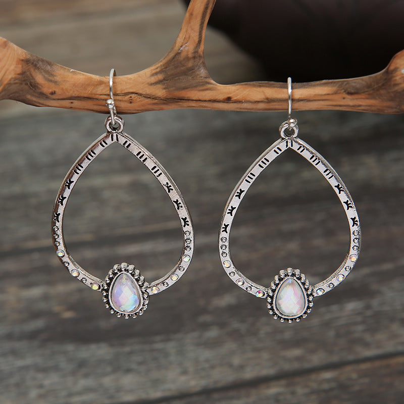 Elegant Silver Earring for Every Occasion