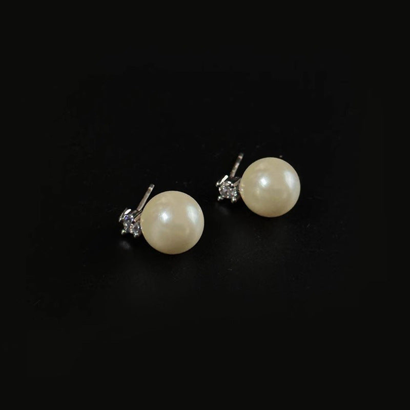 Delicate Artisan Pearl Earring