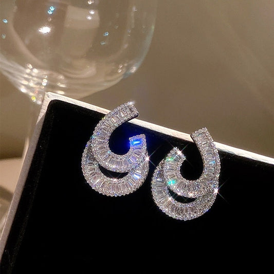 Classic Earring with Timeless Appeal