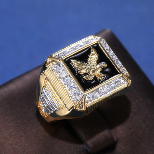 Classic Gold Ring with Timeless Appeal