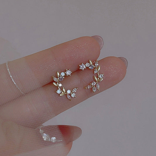 Charming Piece for Any Occasion