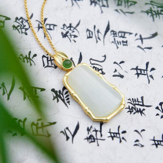 Elegant Pendant for Every Occasion