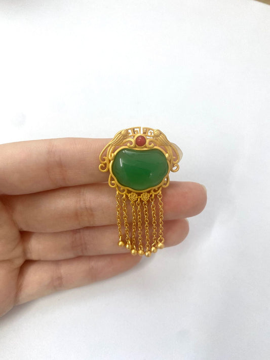 Charming Gold Necklace for Any Occasion