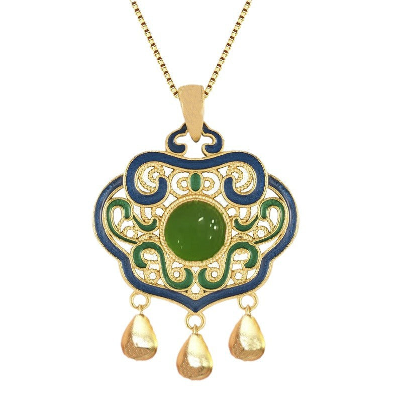 Beautiful Gold Necklace with Unique Style
