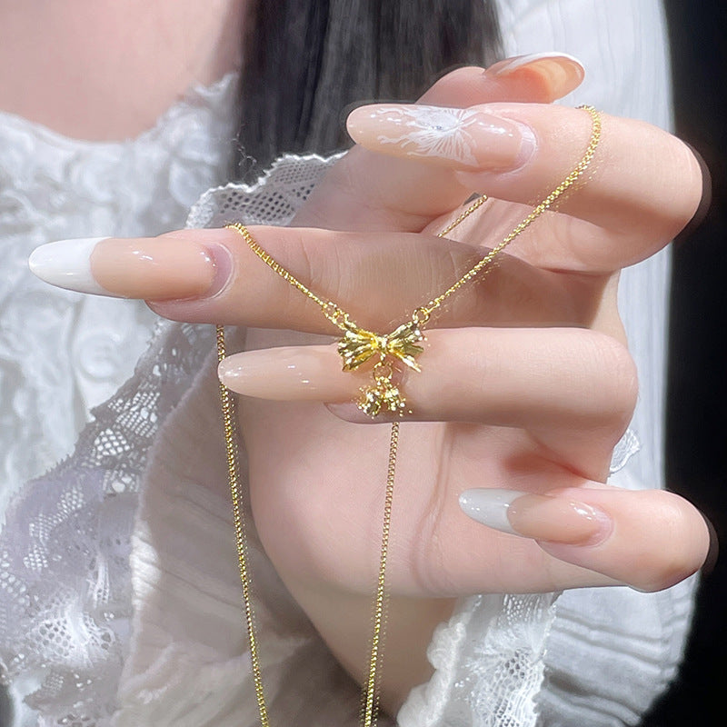 Beautiful Gold Necklace with Unique Style