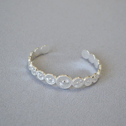Elegant Gold Bracelet for Every Occasion