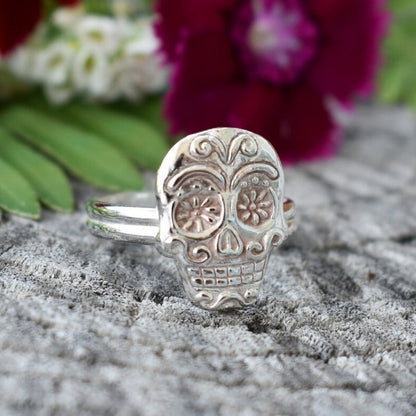Delicate Artisan Ring