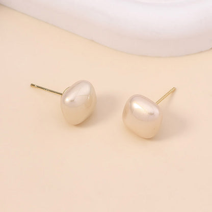Stunning Pearl Earring for Daily Wear