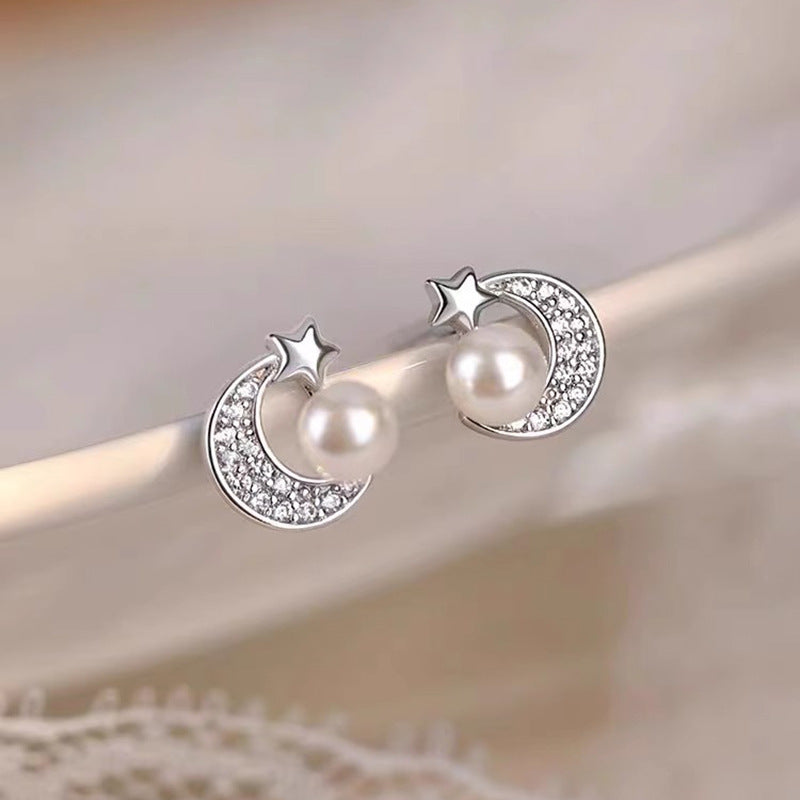 Delicate Artisan Pearl Earring