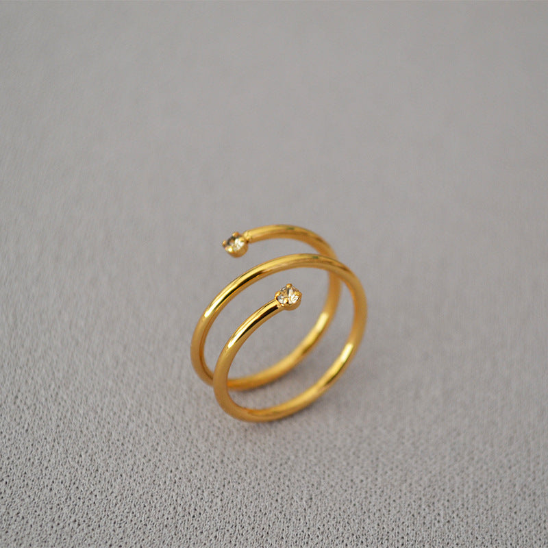 Charming Gold Ring for Any Occasion